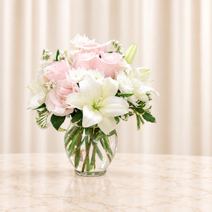 Arrive In Style — original catalog lifestyle photo, Standard arrangement shown